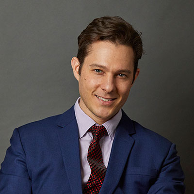 International divorce lawyer Simon Dippenaar
